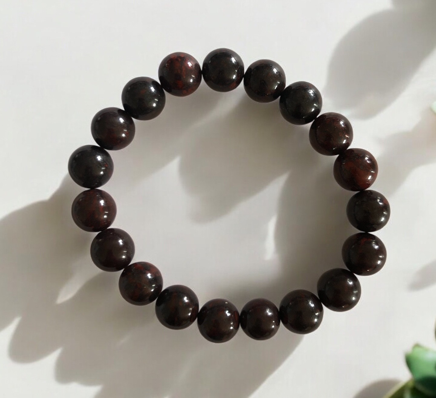 BRACELET BOULE 10MM OEIL DE FER AA
