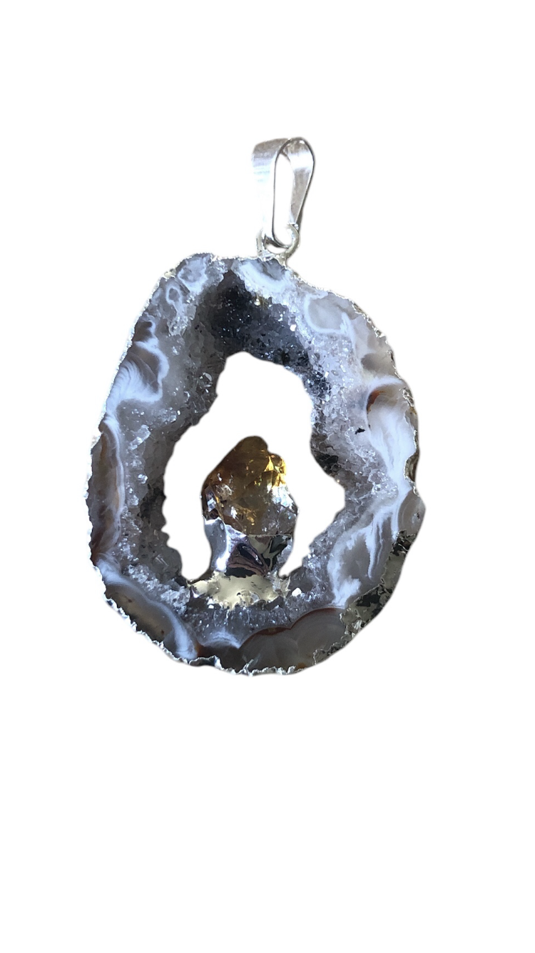 COLLIER CITRINE SUR QUARTZ