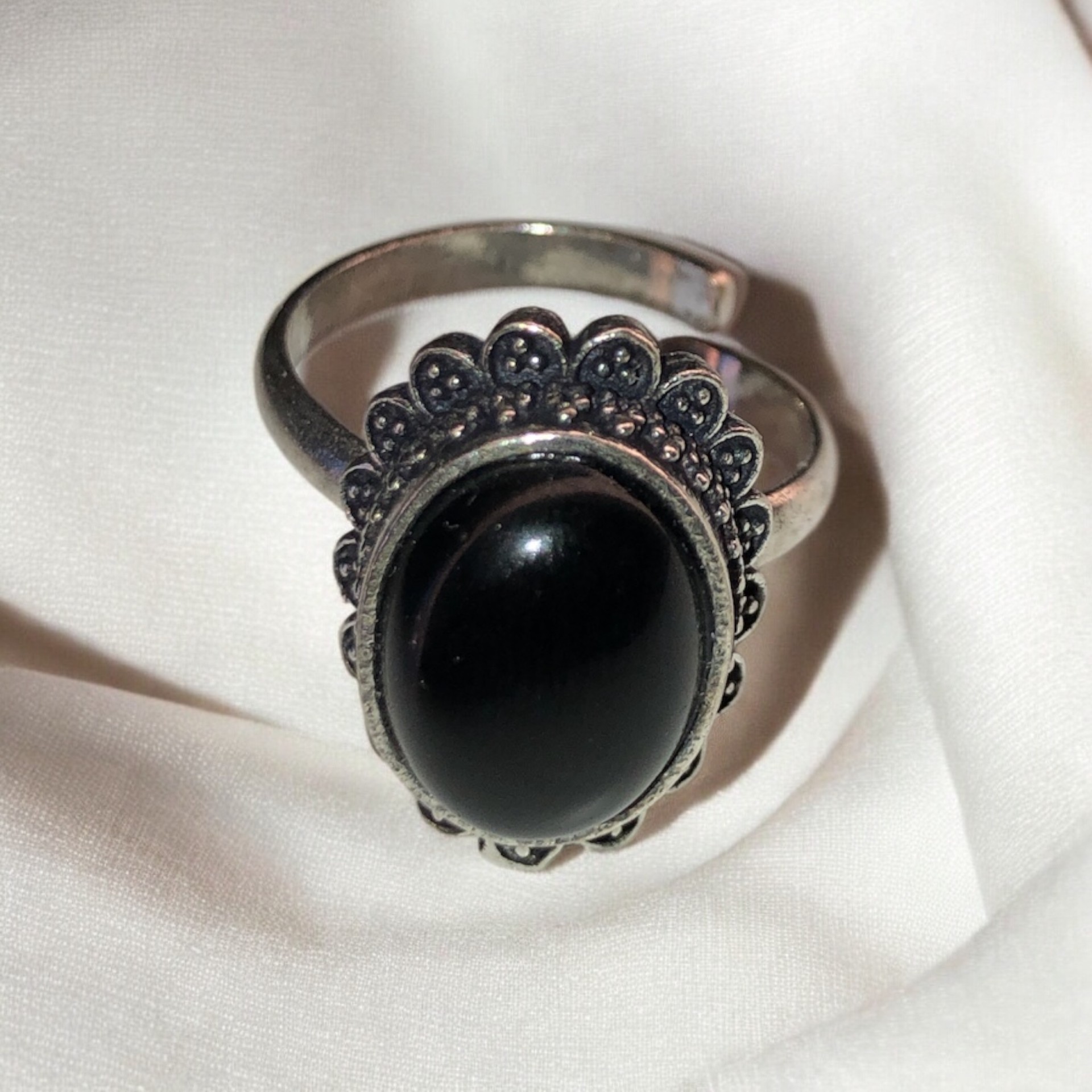 BAGUE TOURMALINE NOIRE - LAITON