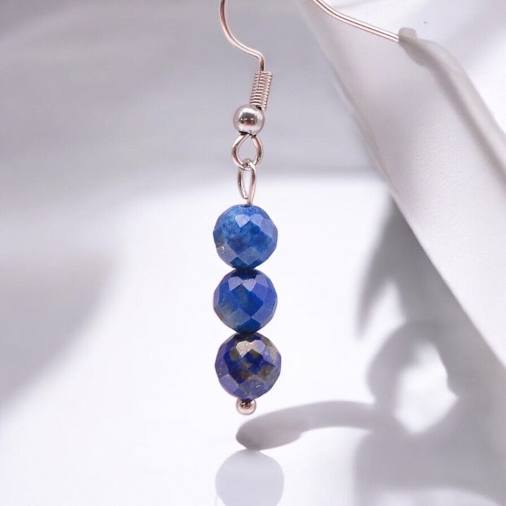 BOUCLE D'OREILLE BOULES FACETTÉES 06MM LAPIS LAZULI A