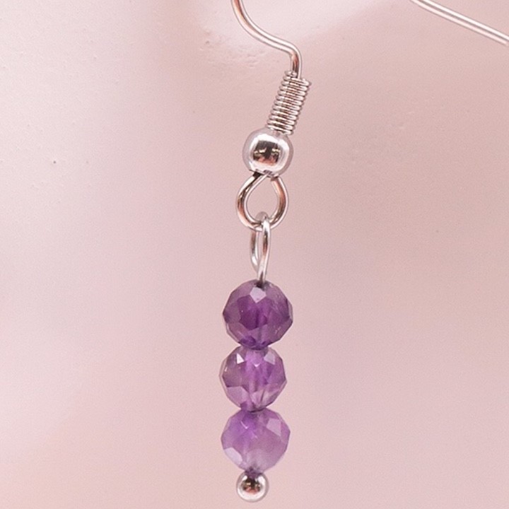BOUCLE D'OREILLE BOULES FACETTÉES 04MM AMÉTHYSTE BRÉSIL A