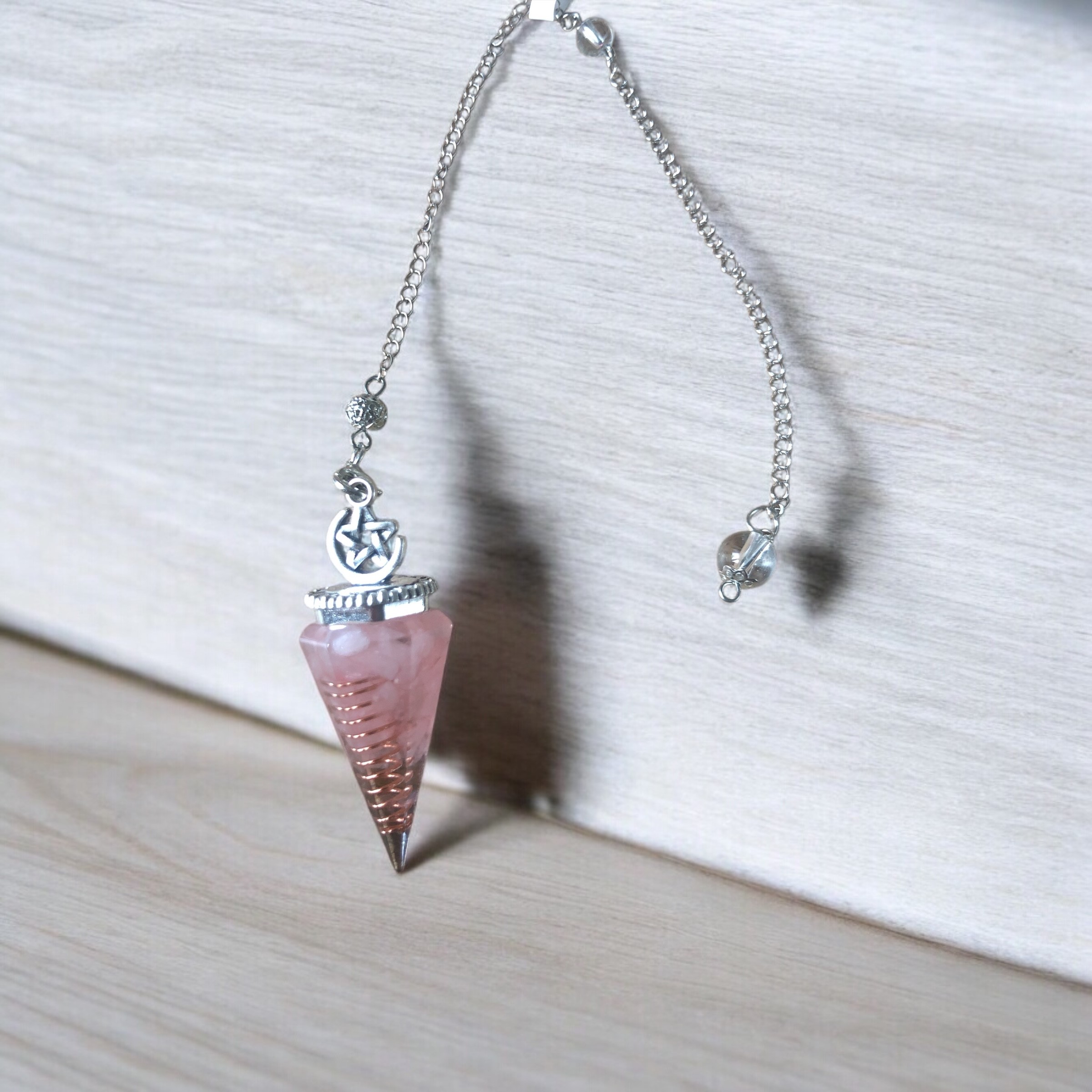 PENDULE QUARTZ ROSE